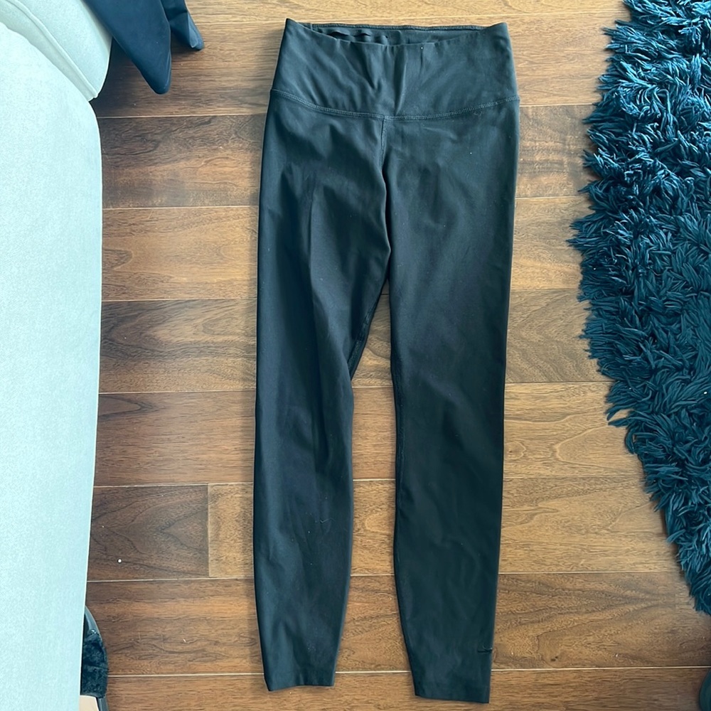 Nike Dri-fit workout leggings